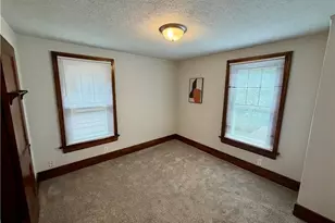 458 Crestwood Ave, Akron, OH 44302 - Photo 17