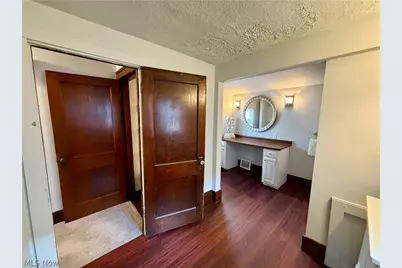 458 Crestwood Avenue, Akron, OH 44302 - Photo 13