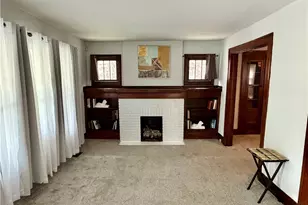 458 Crestwood Ave, Akron, OH 44302 - Photo 3