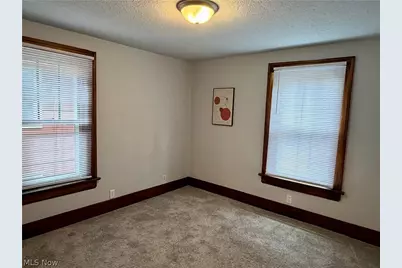 458 Crestwood Avenue, Akron, OH 44302 - Photo 21