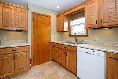 927 S Heltman Avenue, Ashland, OH 44805 - Photo 7