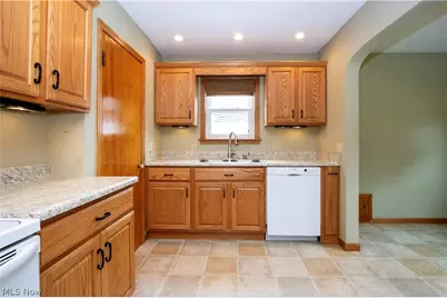 927 S Heltman Avenue, Ashland, OH 44805 - Photo 5