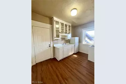 1066 E 62nd Street #5, Loveland, OH 44103 - Photo 3