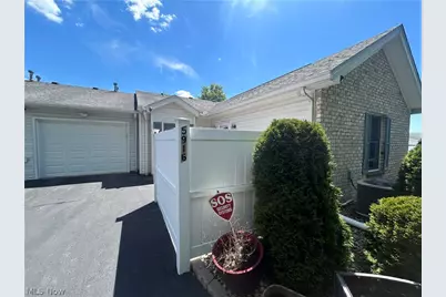 5916 Callaway Circle, Youngstown, OH 44515 - Photo 3