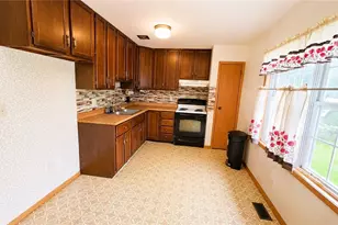 401 Josephine St, Toronto, OH 43964 - Photo 7