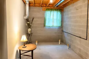 401 Josephine St, Toronto, OH 43964 - Photo 15