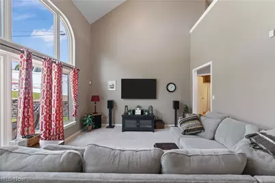 5043 Violet Knoll Avenue NE, Canton, OH 44705 - Photo 11