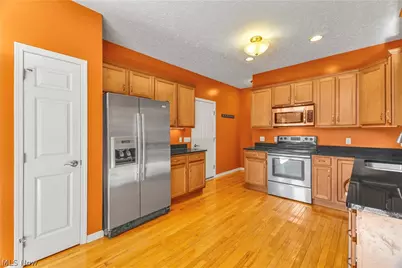 199 Highland Avenue, Avon Lake, OH 44012 - Photo 17