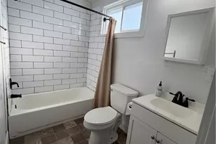 1049 S Luck Ave, Zanesville, OH 43701 - Photo 13