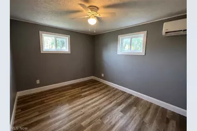 1049 S Luck Avenue, Zanesville, OH 43701 - Photo 7