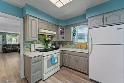 19 Nesbitt Street, Poland, OH 44514 - Photo 5