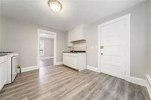 2036 Lark St, Oakwood, OH 44107 - Photo 5