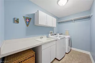 255 Pamilla Cir, Avon Lake, OH 44012 - Photo 23