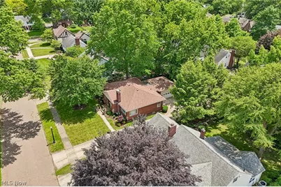 214 Kenwick Drive, Akron, OH 44313 - Photo 39