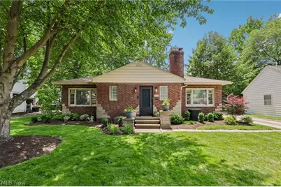 214 Kenwick Drive, Akron, OH 44313 - Photo 1