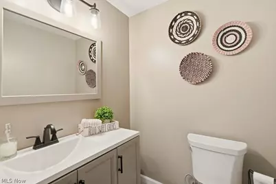 3753 Cain Street NW, North Canton, OH 44720 - Photo 39