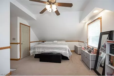 2324 Suncrest Drive, Cuyahoga Falls, OH 44221 - Photo 25