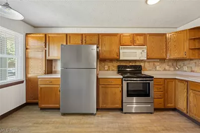 3030 23rd Street NW, Canton, OH 44708 - Photo 5