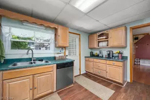 147 High St, Bellevue, OH 44811 - Photo 7