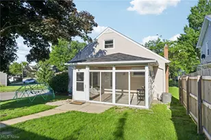 225 24th St NW, Barberton, OH 44203 - Photo 35