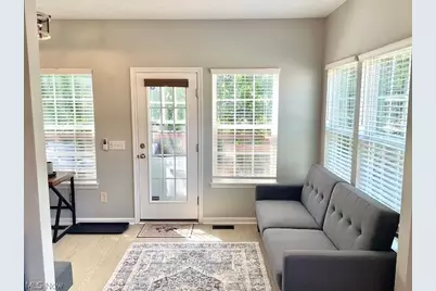 1432 Wellingshire Circle, Cuyahoga Falls, OH 44221 - Photo 7