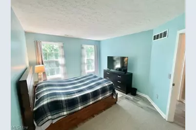 1432 Wellingshire Circle, Cuyahoga Falls, OH 44221 - Photo 23