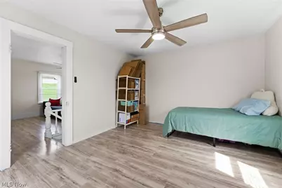 110 Dewey Avenue, Freeport, OH 43973 - Photo 23