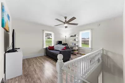 110 Dewey Avenue, Freeport, OH 43973 - Photo 17