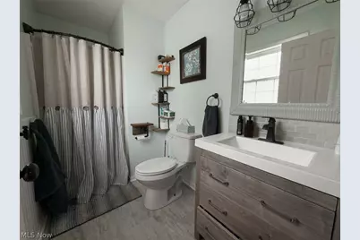 1211 Kingston Road, Uniontown, OH 44685 - Photo 9