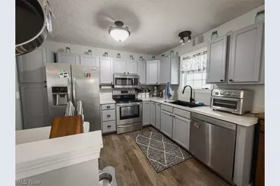 1211 Kingston Road, Uniontown, OH 44685 - Photo 5