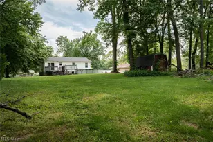 1211 Kingston Rd, Uniontown, OH 44685 - Photo 21