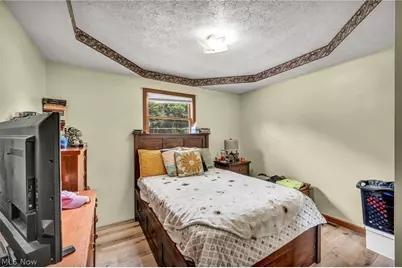 1202 Lawrence Road NE, Canton, OH 44705 - Photo 13