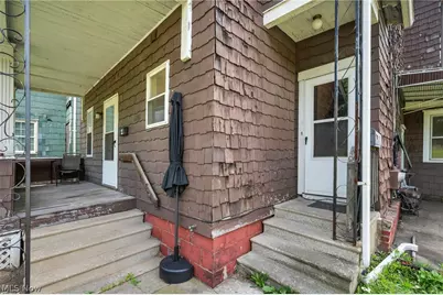 1206 Lawrence Road NE, Canton, OH 44705 - Photo 3
