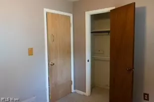 1176 Easton Dr, Akron, OH 44310 - Photo 11