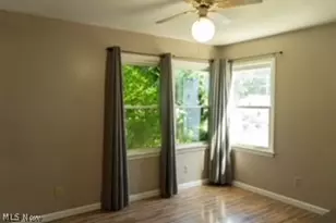 1176 Easton Dr, Akron, OH 44310 - Photo 3