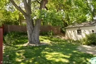 1176 Easton Dr, Akron, OH 44310 - Photo 31