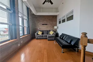1133 W 9th St, Loveland, OH 44113 - Photo 11