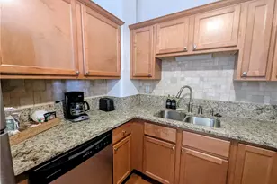 1133 W 9th St, Loveland, OH 44113 - Photo 17