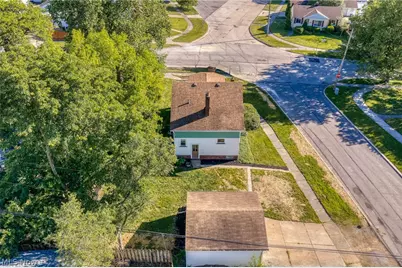 6502 Renwood Drive, Parma, OH 44129 - Photo 41