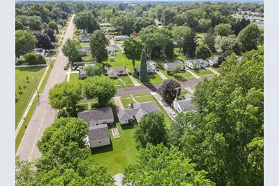 2360 Burton Avenue, Alliance, OH 44601 - Photo 35