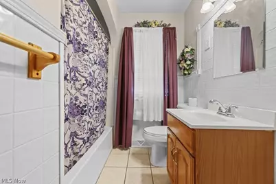 2360 Burton Avenue, Alliance, OH 44601 - Photo 23