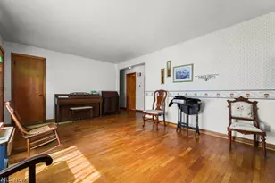 2360 Burton Ave, Alliance, OH 44601 - Photo 5