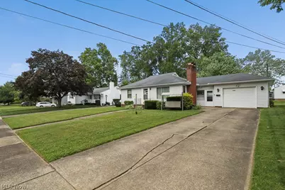 2360 Burton Avenue, Alliance, OH 44601 - Photo 29