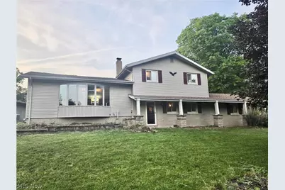 520 Brookpark Drive, Cuyahoga Falls, OH 44223 - Photo 1