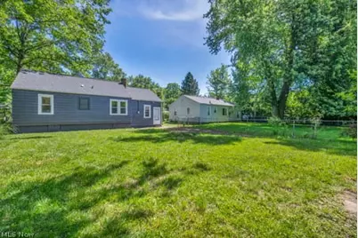 660 Rokeby Road, Eastlake, OH 44095 - Photo 17