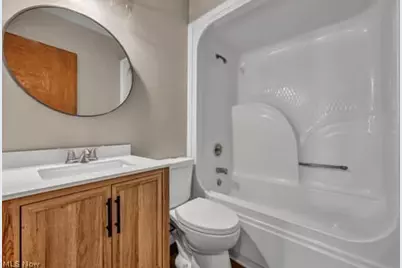 660 Rokeby Road, Eastlake, OH 44095 - Photo 11