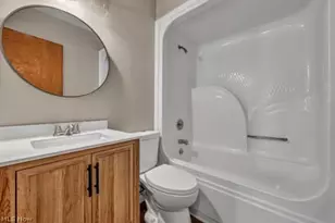 660 Rokeby Rd, Eastlake, OH 44095 - Photo 11