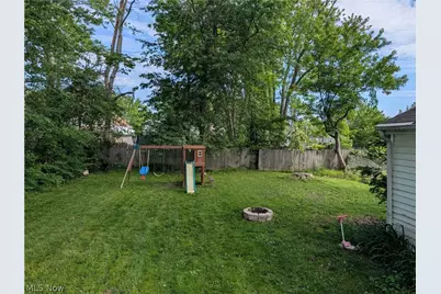 2567 E 38th Street, Lorain, OH 44055 - Photo 21