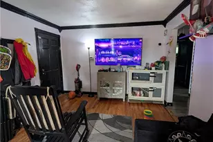 2567 E 38th St, Lorain, OH 44055 - Photo 5