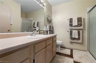 1456 Buckingham Gate A Blvd, Cuyahoga Falls, OH 44221 - Photo 19